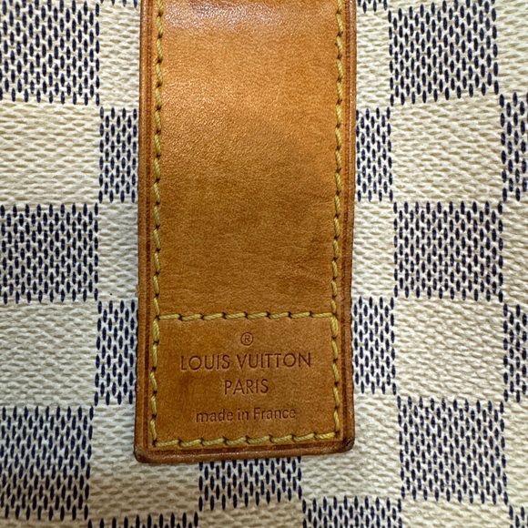 LOUIS VUITTON Tote Bag - Picture 3 of 9